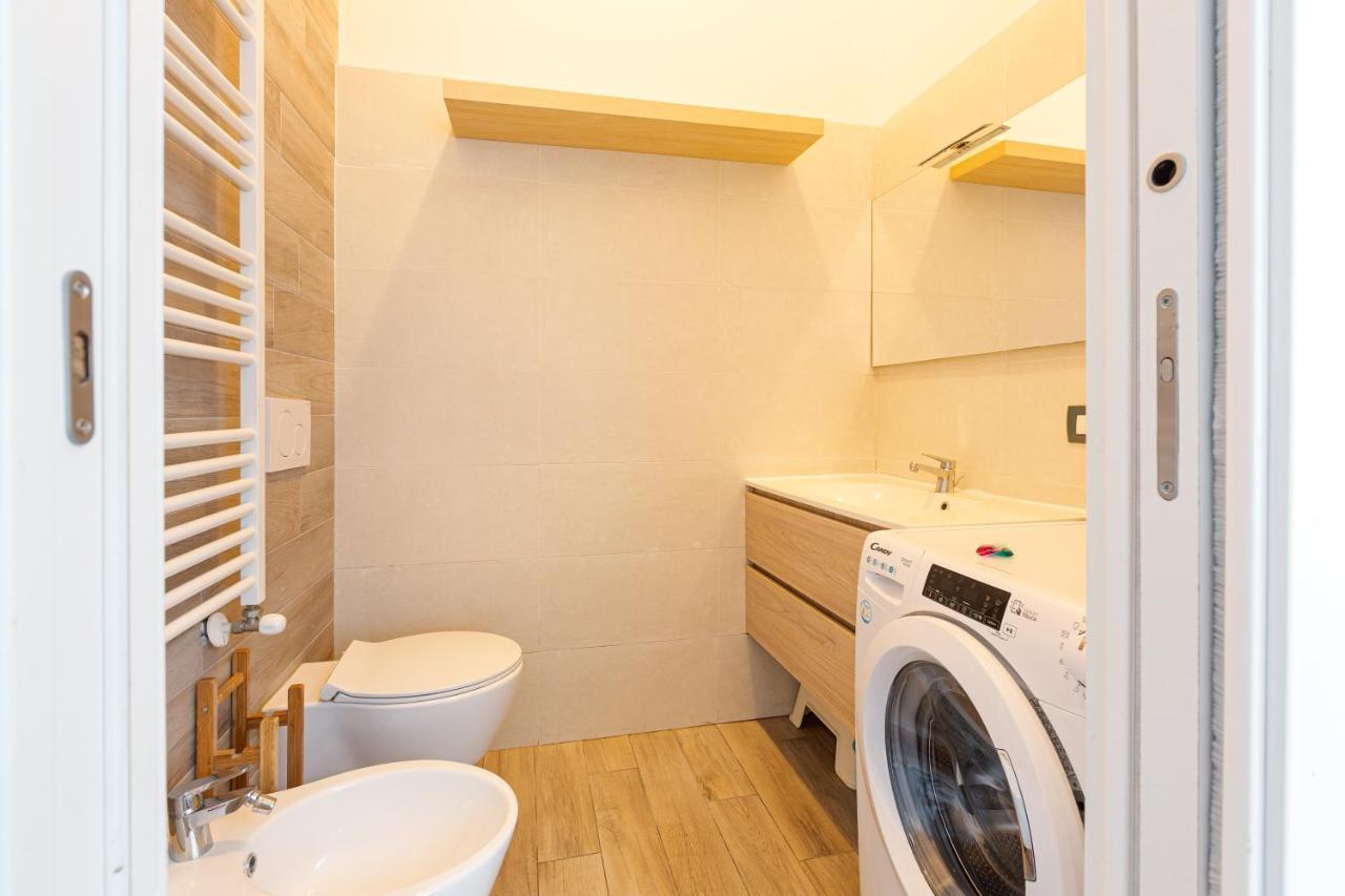 Guesthost - Cosy Apt Close To Piazza Insubria מילאנו מראה חיצוני תמונה